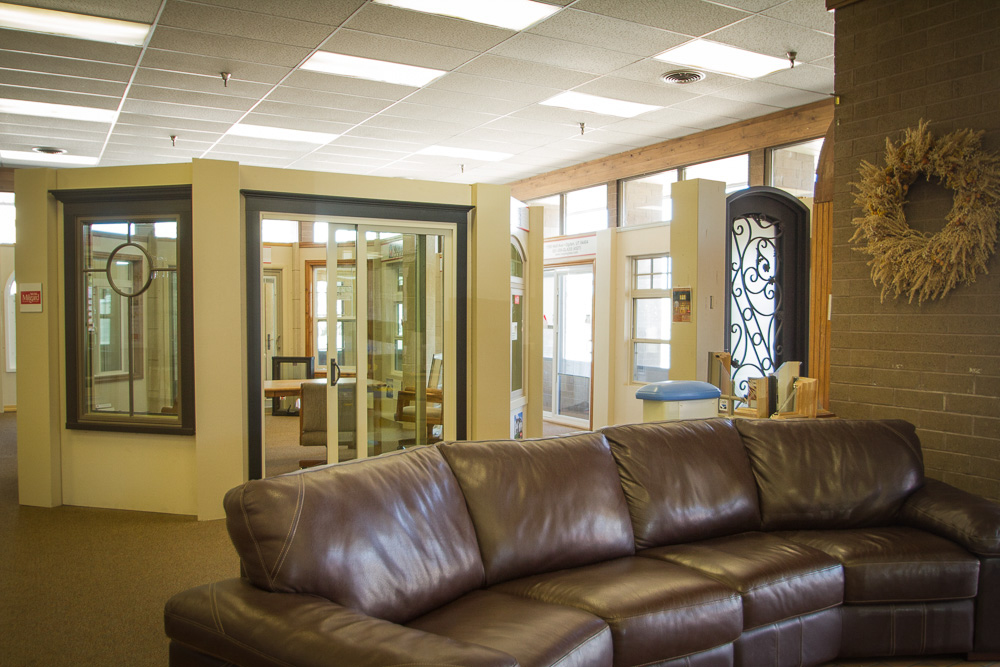 Ogden Utah Moyes Glass Showroom