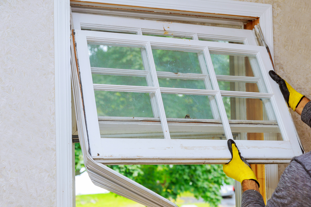 Choosing Windows for Historic Homes: Balancing Preservation and Modern Comfort